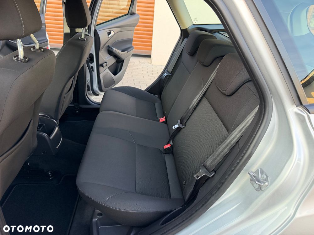Ford Focus - 22