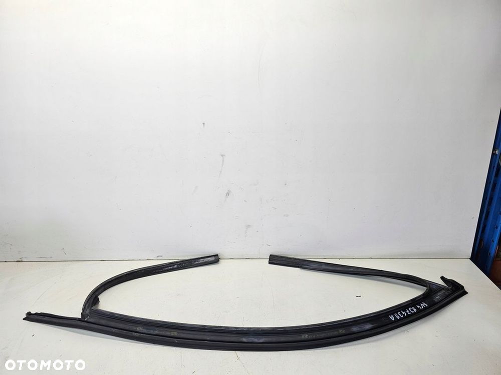 USZCZELKA DRZWI LEWY PRZÓD AUDI A3 8V SPORTBACK 8V4837439A - 4