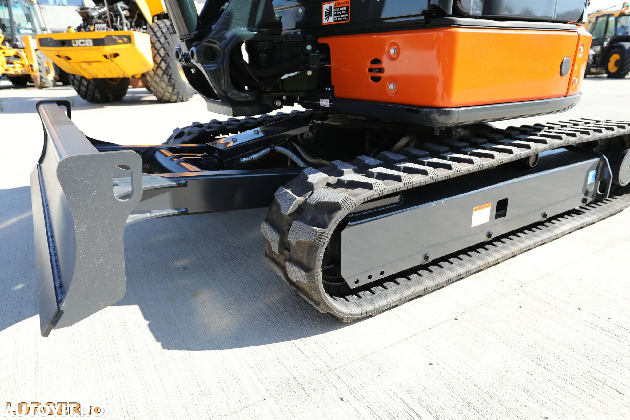 Hitachi ZX33U-5A - 13