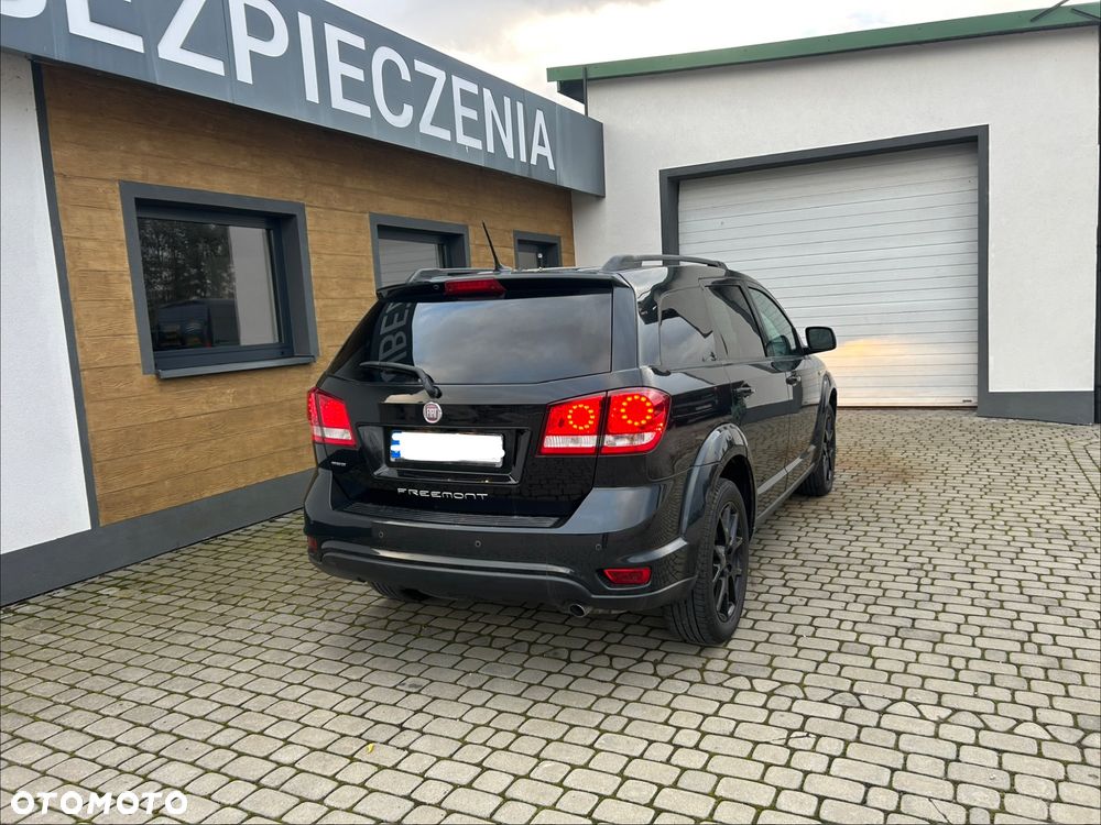 Fiat Freemont 2.0 Multijet Black Code AWD - 22