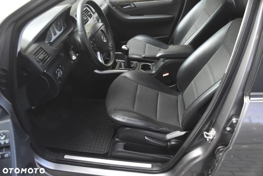 Mercedes-Benz Klasa B 180 CDI Special Edition - 7