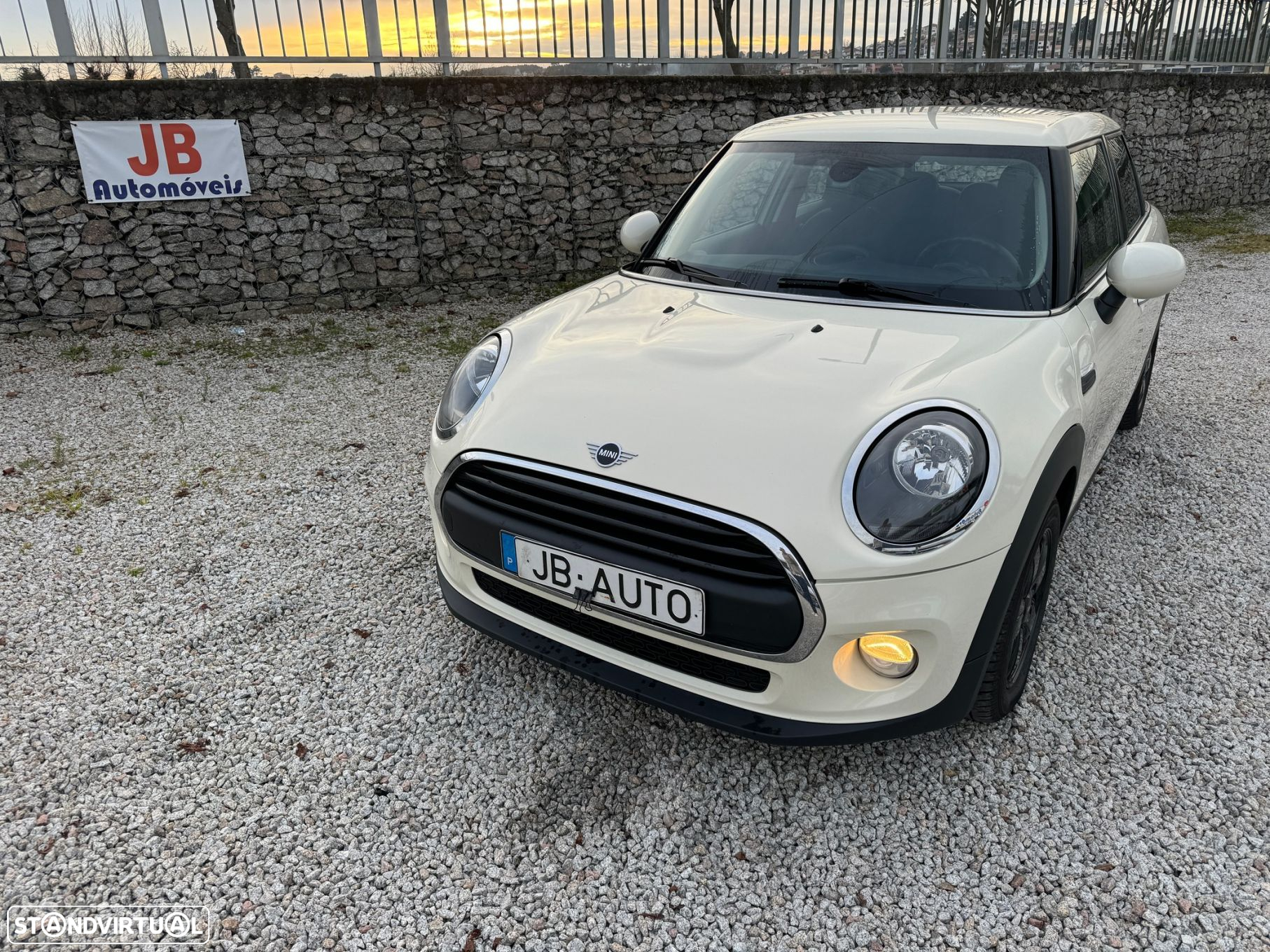 MINI 5 Portas One D - 2