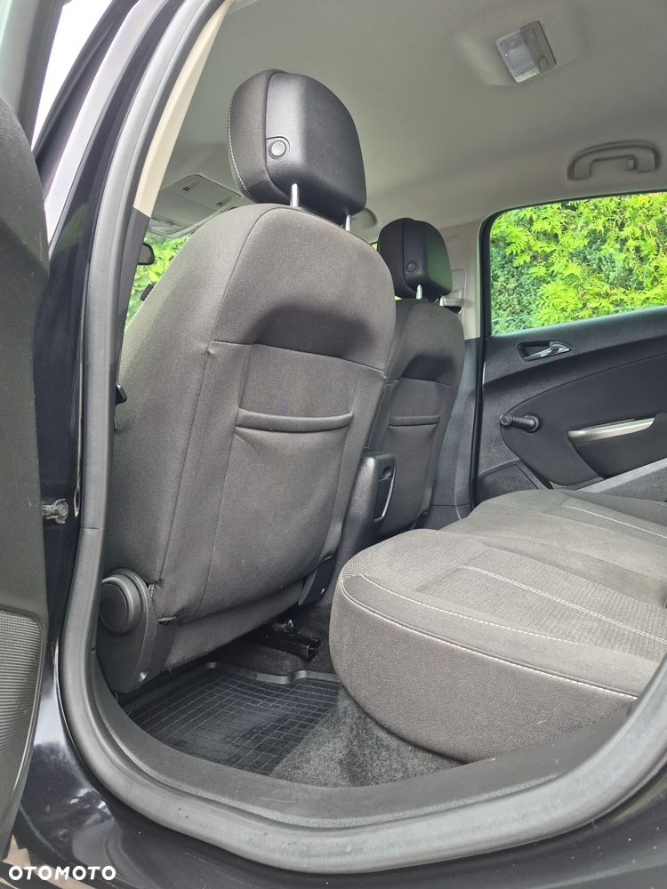 Opel Astra 1.4 Turbo - 17