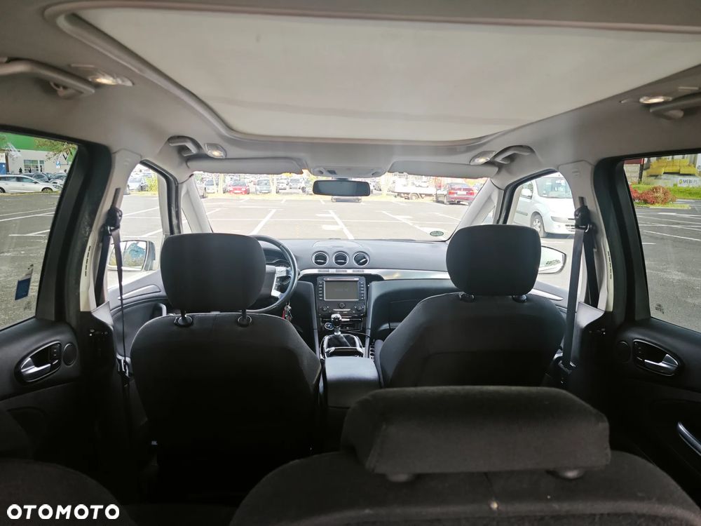 Ford S-Max - 16