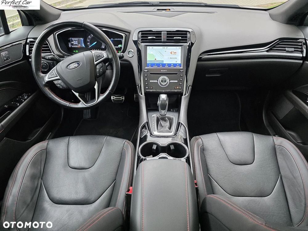 Ford Mondeo SW 2.0 Hybrid ST-Line X - 12
