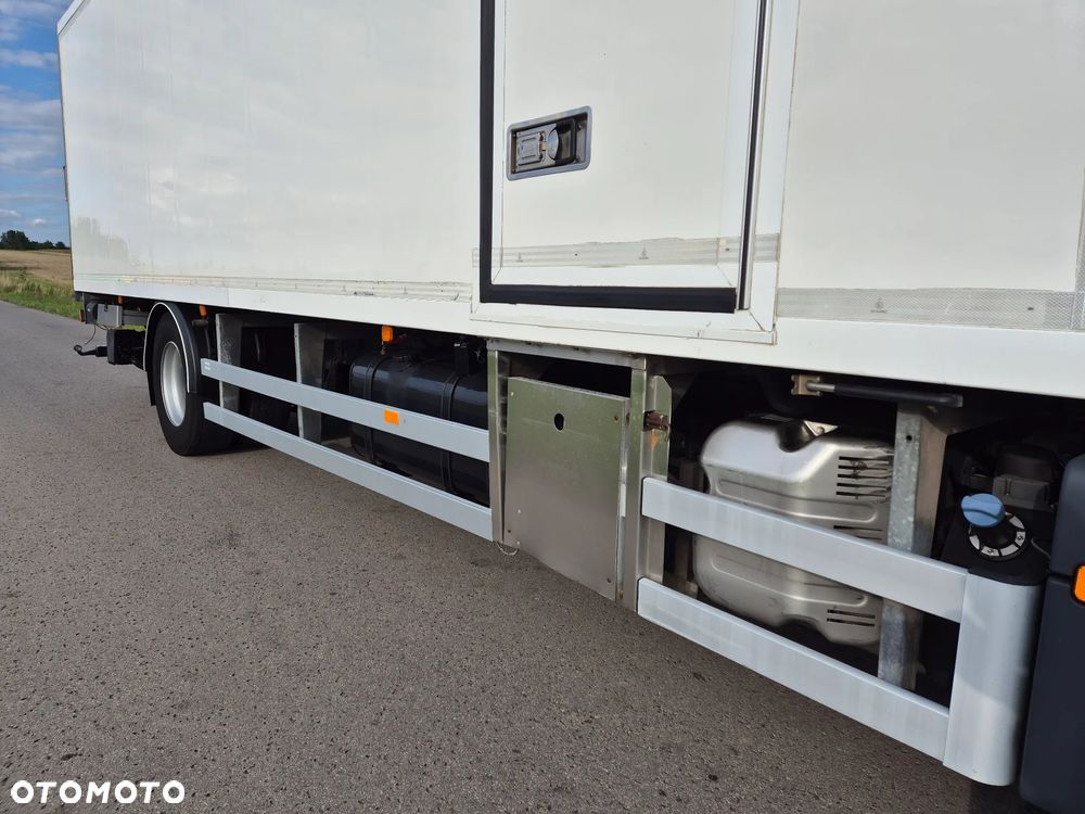 MAN TGM 18.250 Carrier 1950 D/E z Holandii / TOP STAN / 7.5m / 18 palet / winda + drzwi boczne / OKAZJA - 16