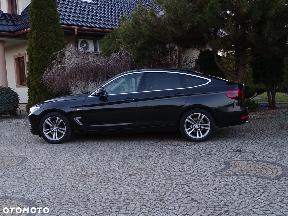 BMW 3GT 320d Sport-Aut Luxury Line - 32