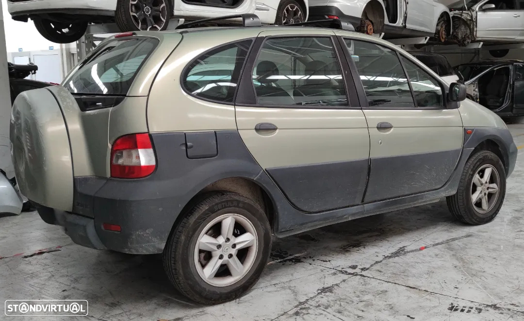 RENAULT SCENIC II PARA PEÇAS - 4