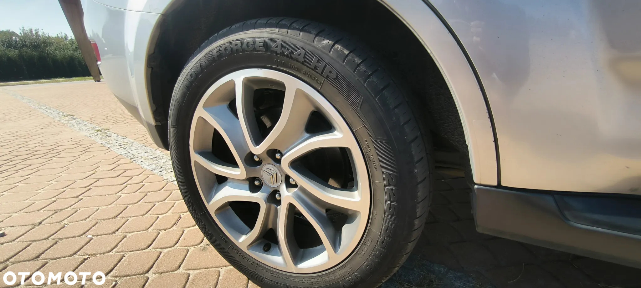 Citroën C-Crosser 2.2 HDi Exclusive DCS - 11