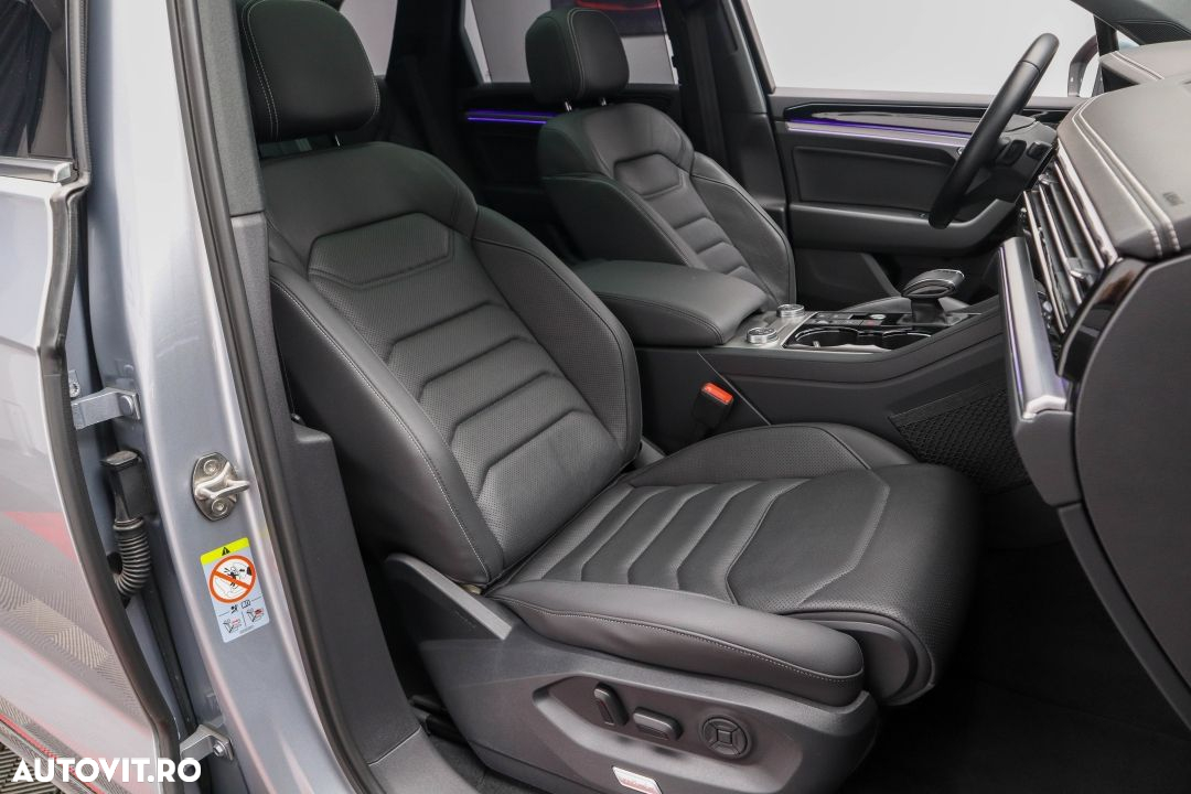 Volkswagen Touareg - 28