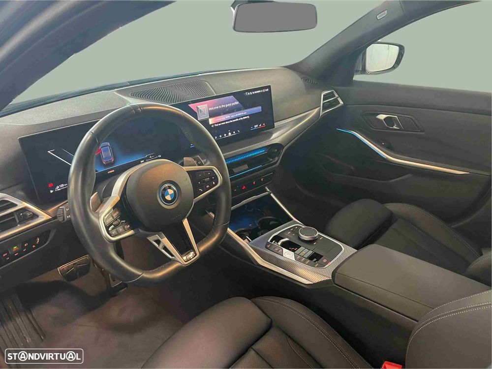 BMW 330 e Edição Desportiva M Auto - 9