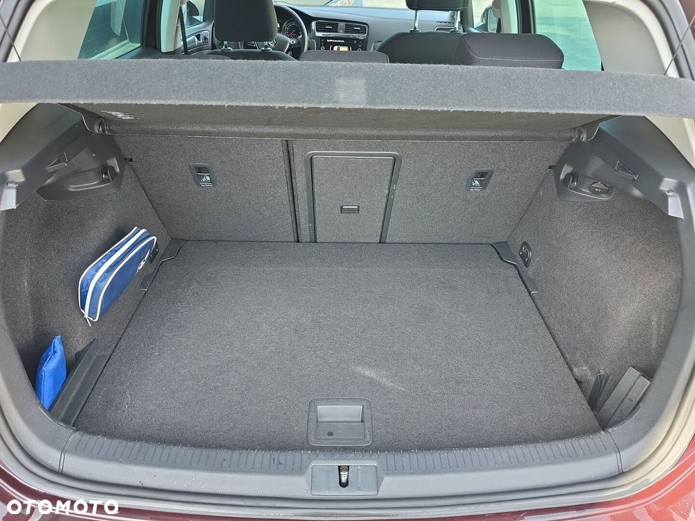 Volkswagen Golf 1.4 TSI BMT Comfortline - 25