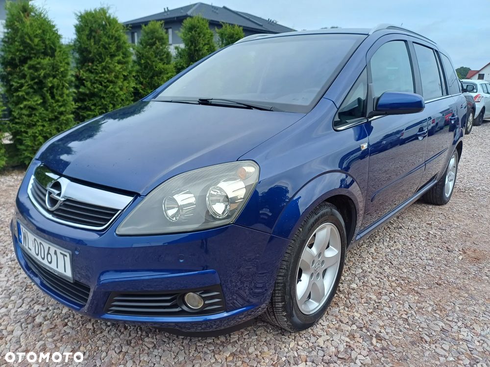 Opel Zafira 1.8 Cosmo - 14
