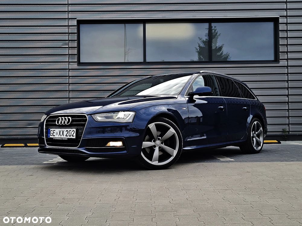 Audi A4 Avant 2.0 TDI DPF quattro S line Sportpaket - 2