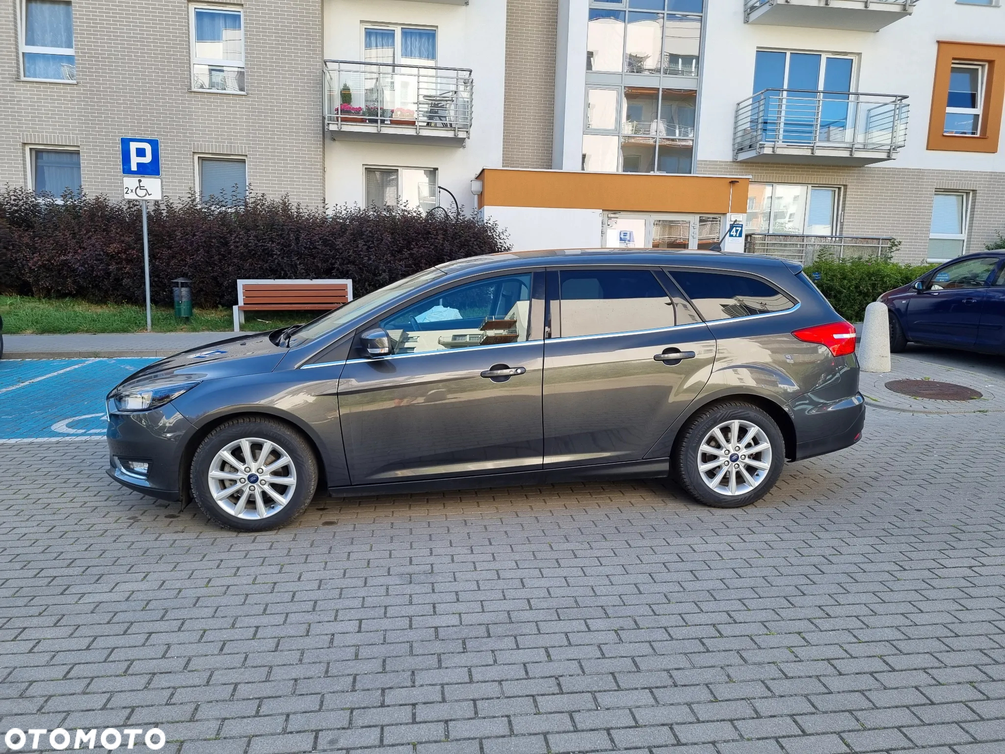 Ford Focus 1.0 EcoBoost Titanium ASS - 8