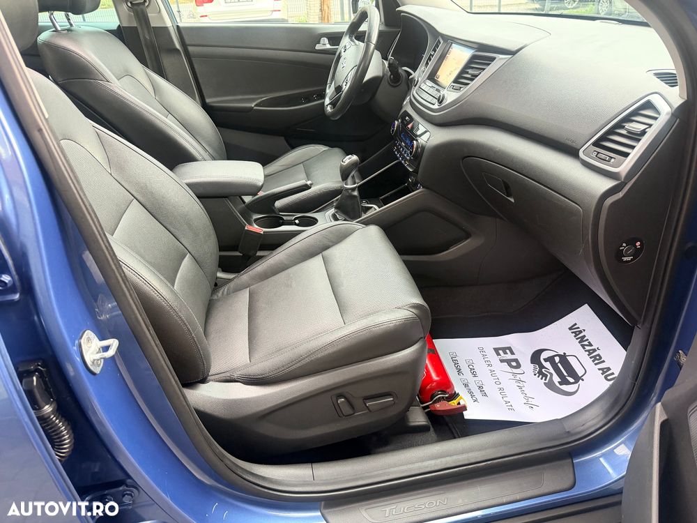 Hyundai Tucson blue 1.7 CRDi 2WD Style - 19