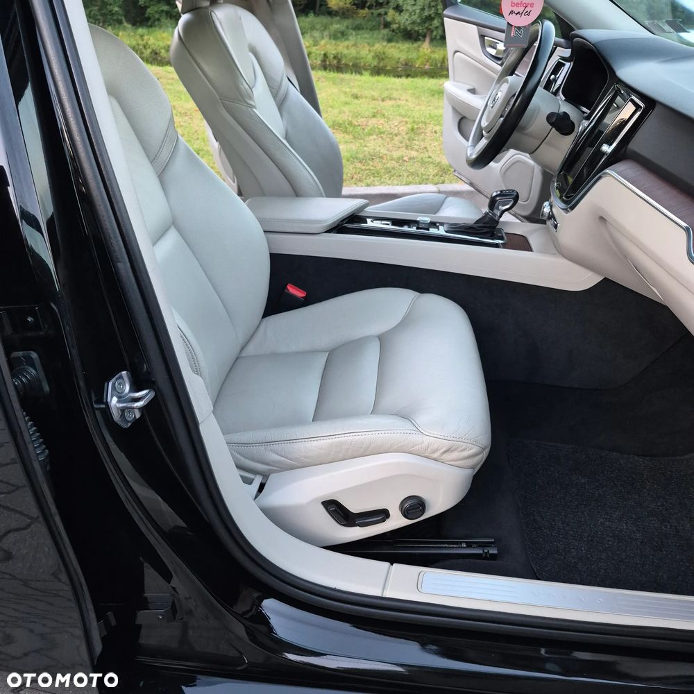Volvo S60 T5 Momentum Pro - 20