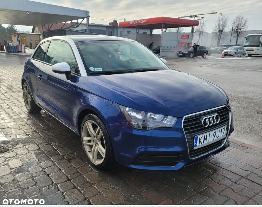 Audi A1 3-drzwiowe 1.6 TDI admired - 4