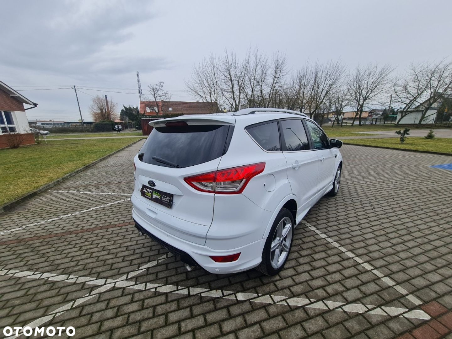 Ford Kuga - 38