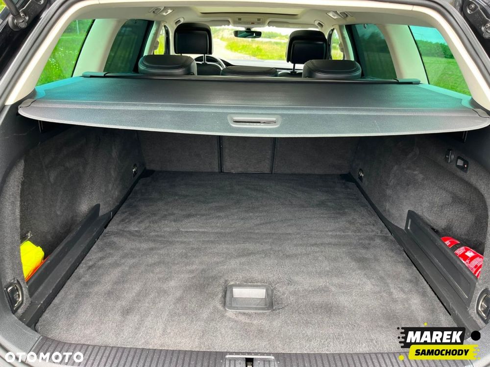 Volkswagen Passat - 10