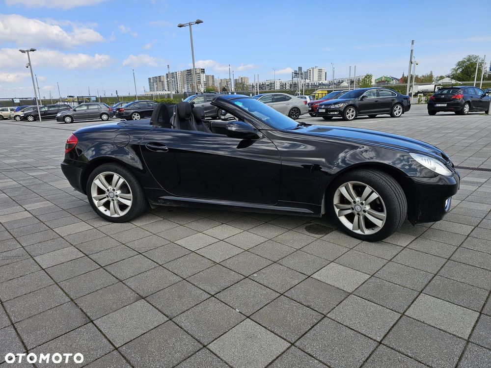 Mercedes-Benz SLK 300 7G-TRONIC 2LOOK Edition - 2