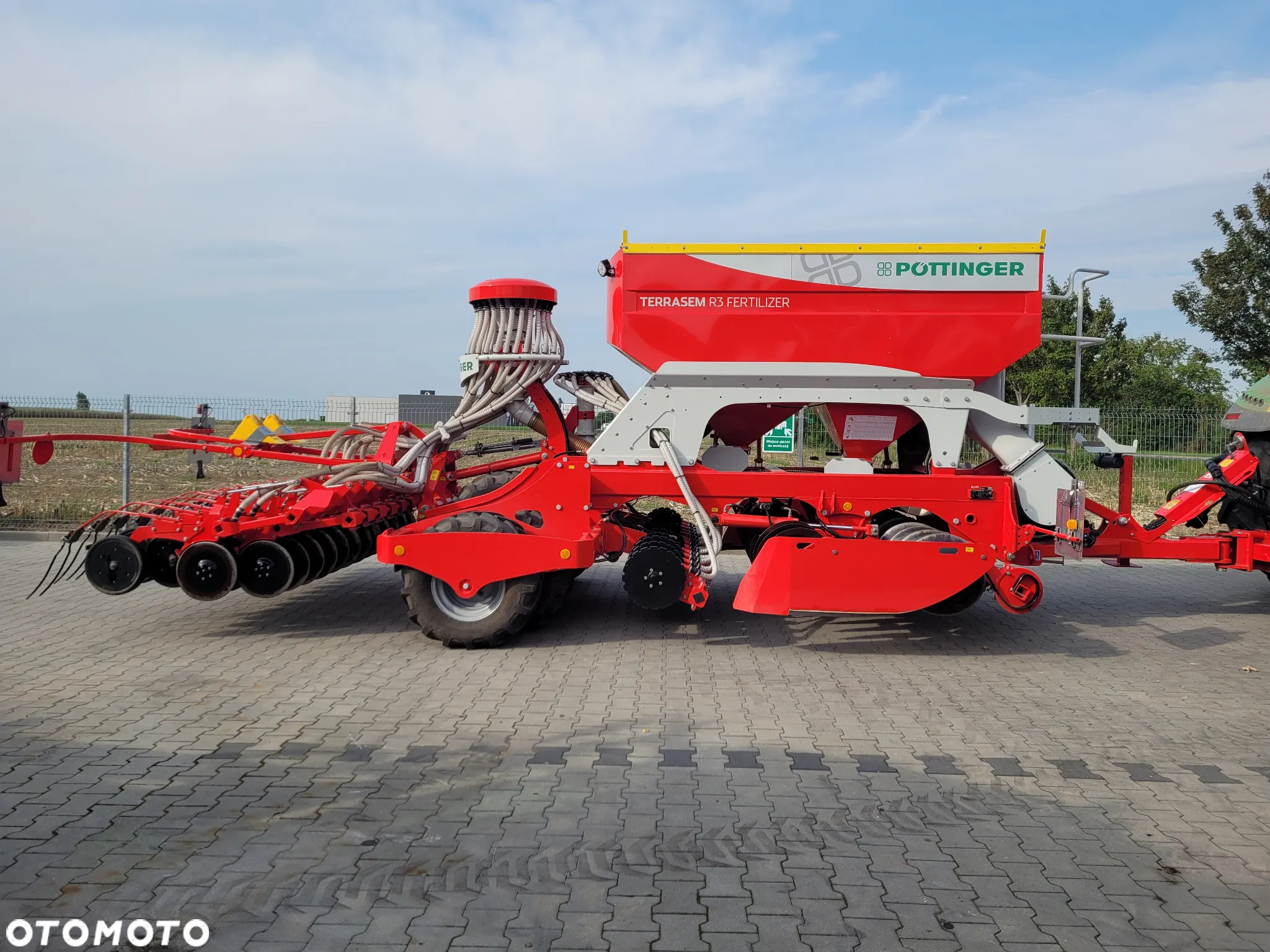 Pottinger Terrasem R3 FERTILIZER - 2