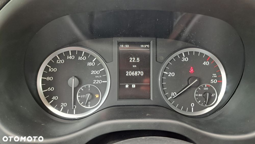 Mercedes-Benz VITO - 14