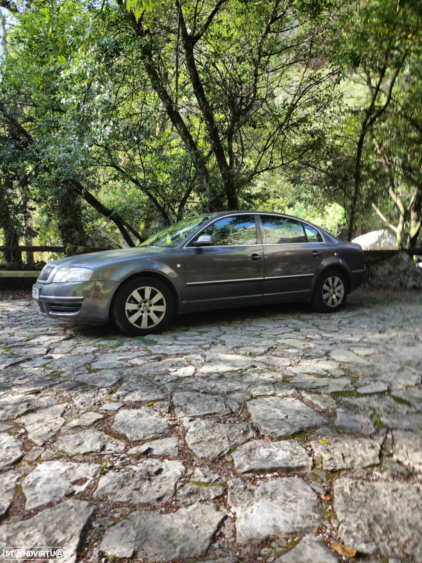 Skoda Superb 2.5 TDi Elegance - 1