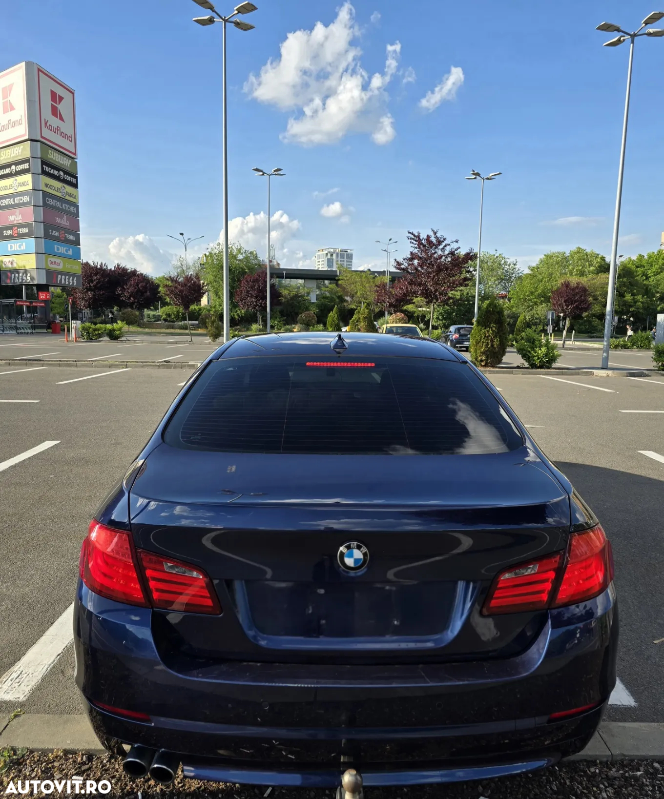 BMW Seria 5 520d - 5