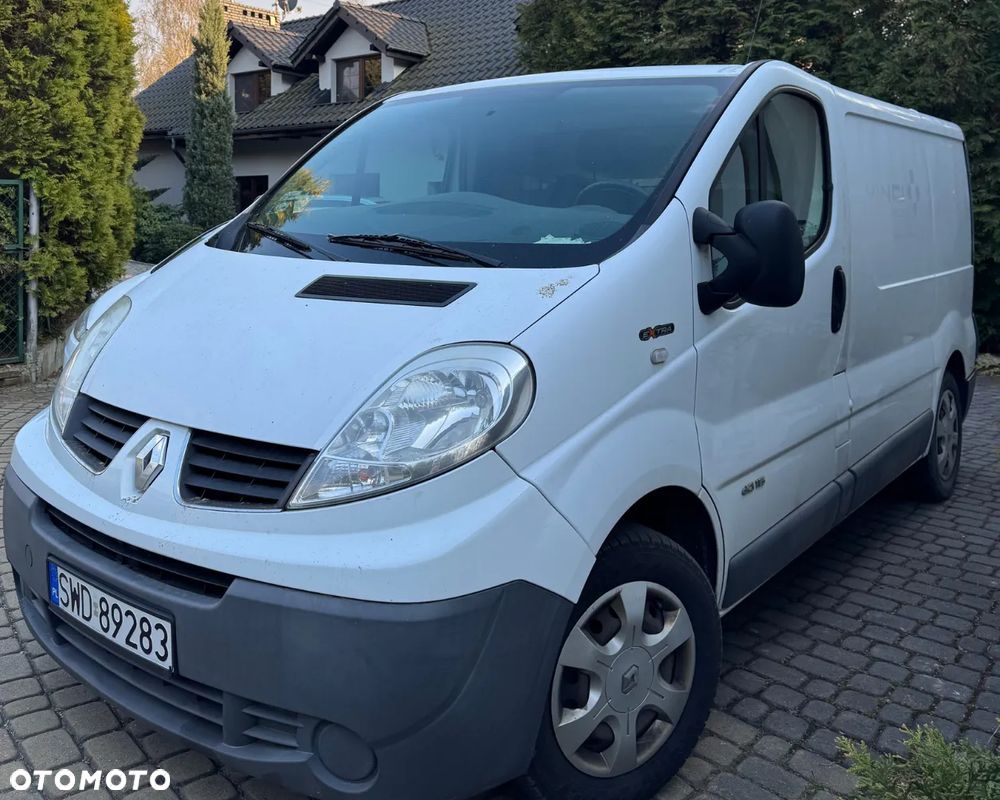 Renault trafic - 1