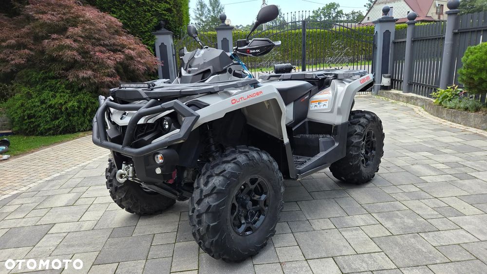 Can-Am Outlander Max - 8