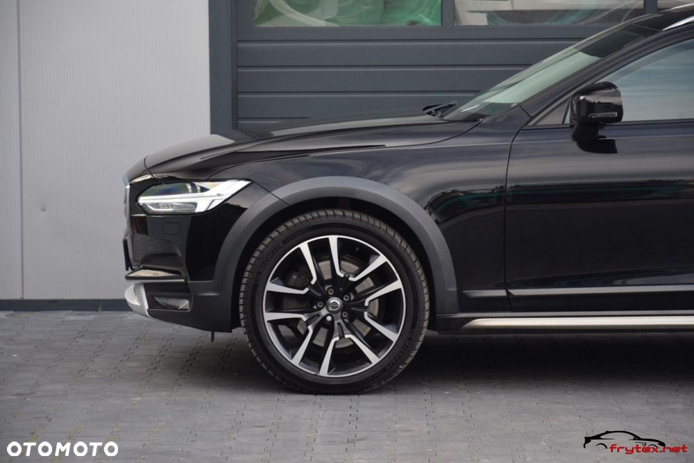 Volvo V90 Cross Country - 7