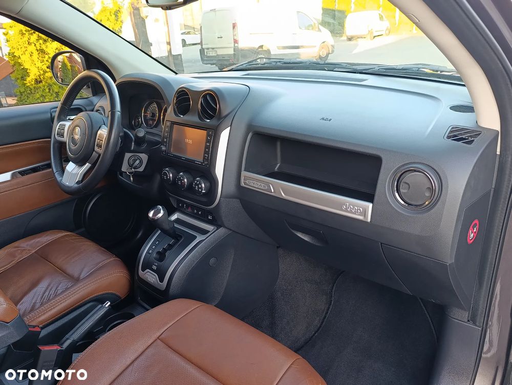 Jeep Compass 2.0 4x2 Limited - 19