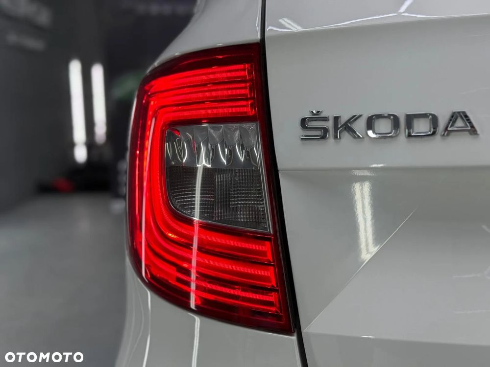 Skoda Superb 1.8 TSI Elegance DSG - 9