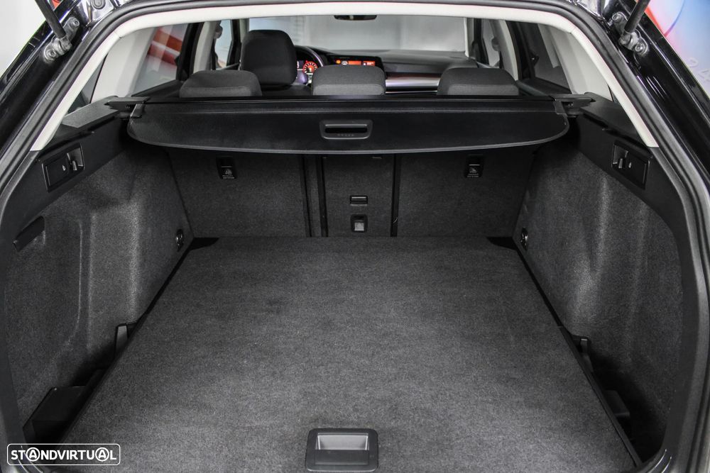 VW Golf Variant 1.0 TSI Life - 26