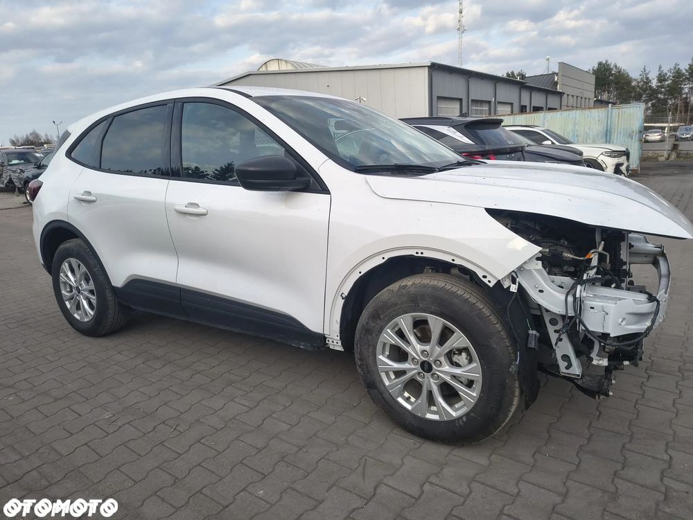 Ford Kuga - 9