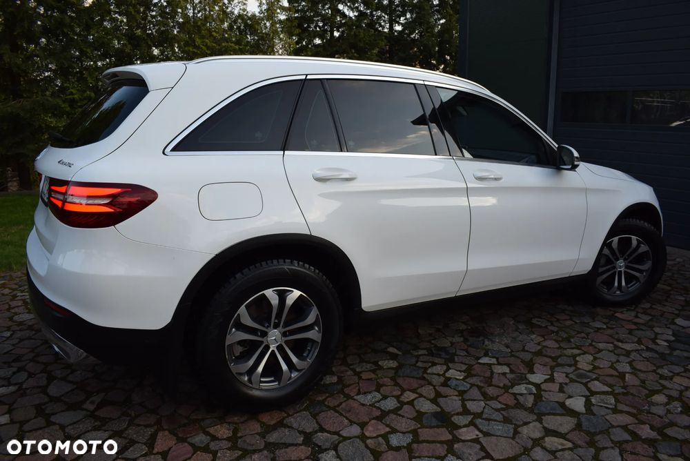 Mercedes-Benz GLC - 17