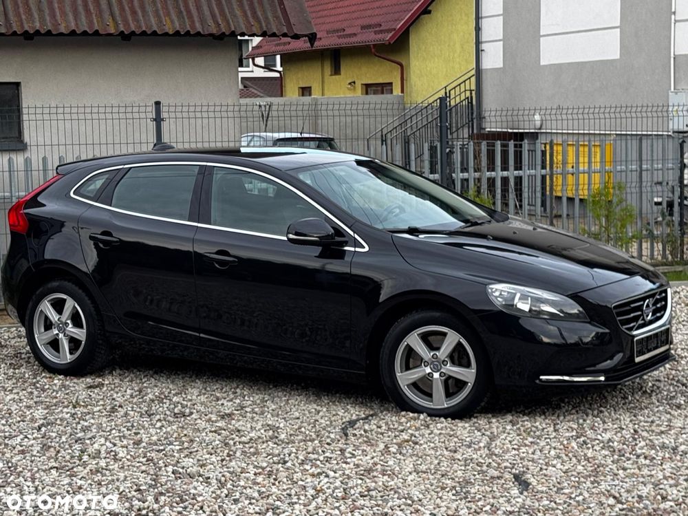 Volvo V40 D4 Inscription - 11