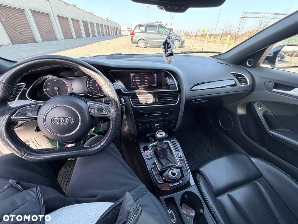 Audi A4 Avant 2.0 TDI - 8