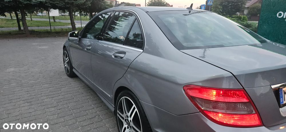 Mercedes-Benz Klasa C - 19