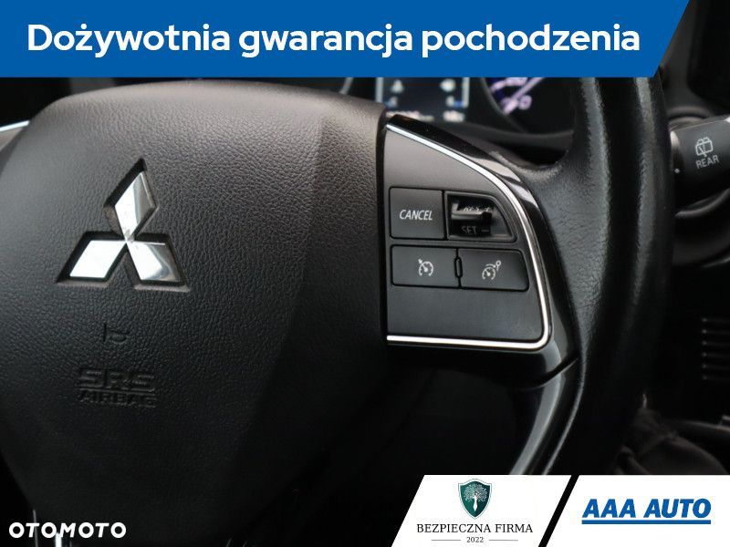 Mitsubishi Outlander - 23
