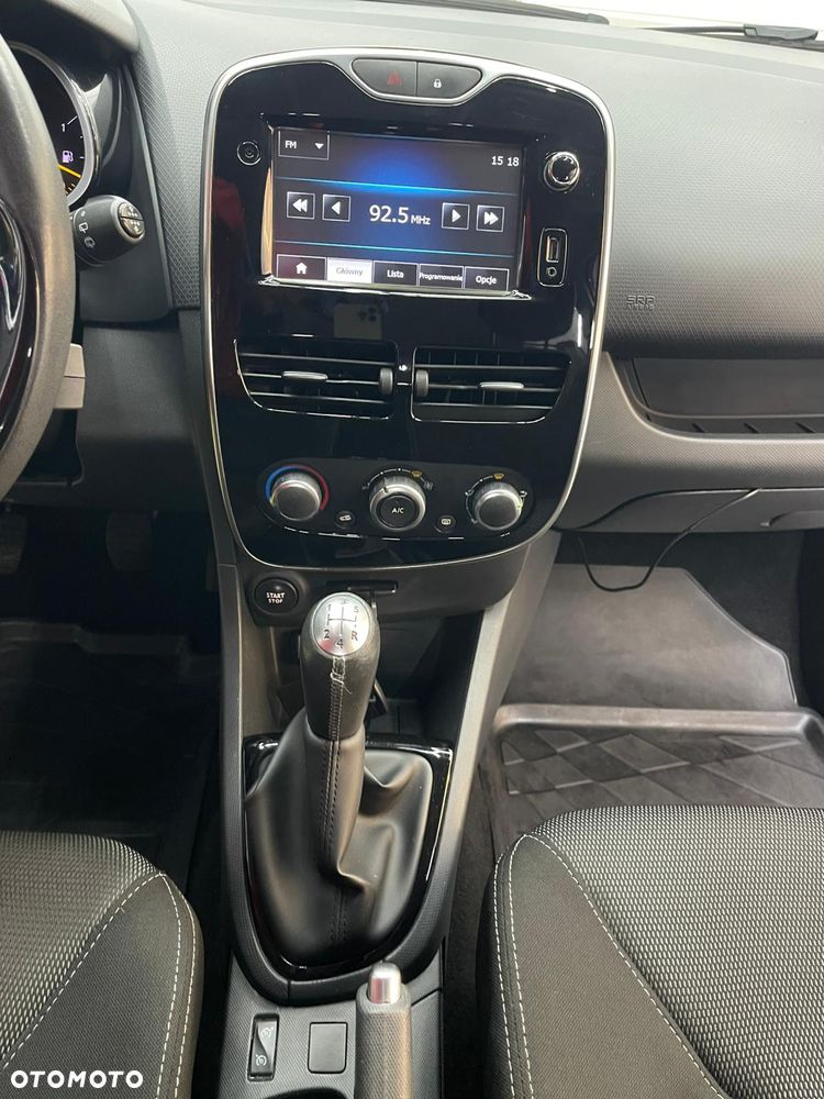 Renault Clio 1.2 16V Limited - 25