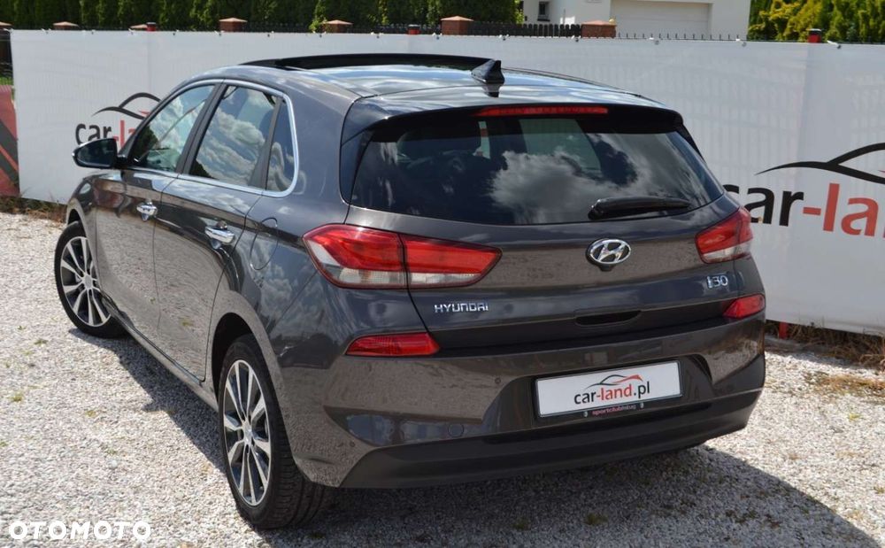 Hyundai i30 1.4 T-GDI DCT Premium - 11
