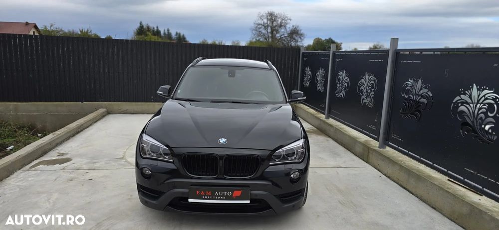 BMW X1 xDrive18d Aut. Sport Line - 1