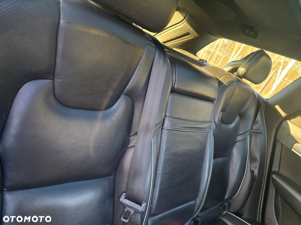 Volvo V90 D4 AWD R-Design - 18