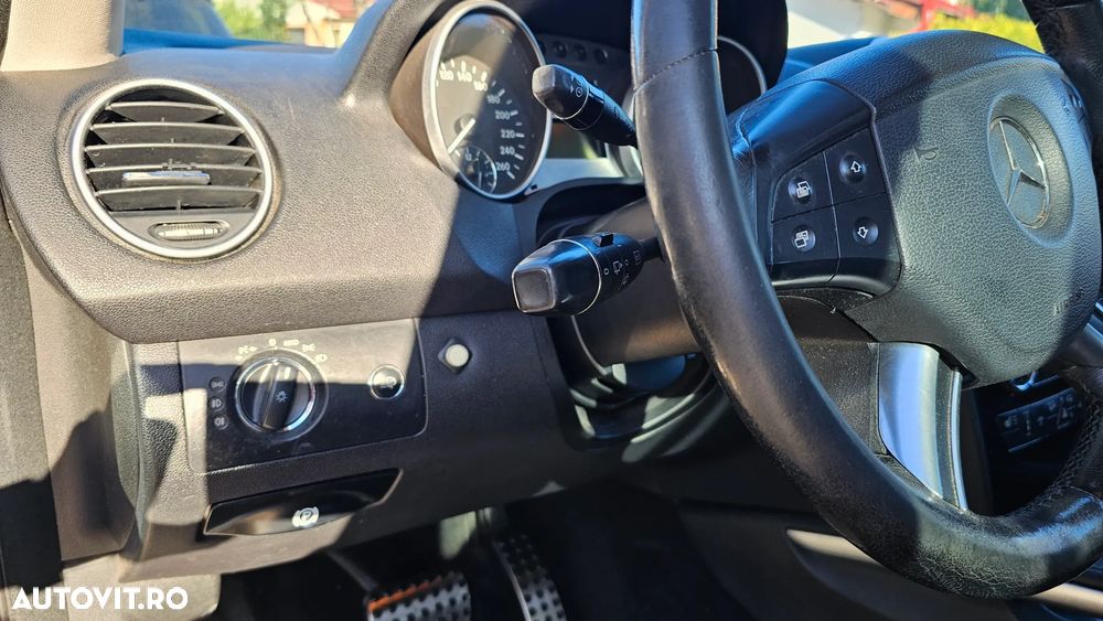 Mercedes-Benz ML 320 CDI 4Matic 7G-TRONIC - 13