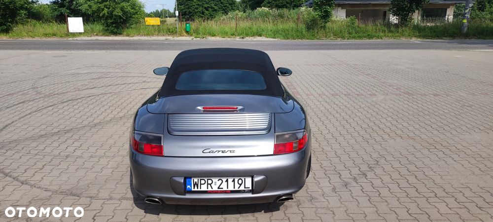 Porsche 911 Carrera Cabrio - 7