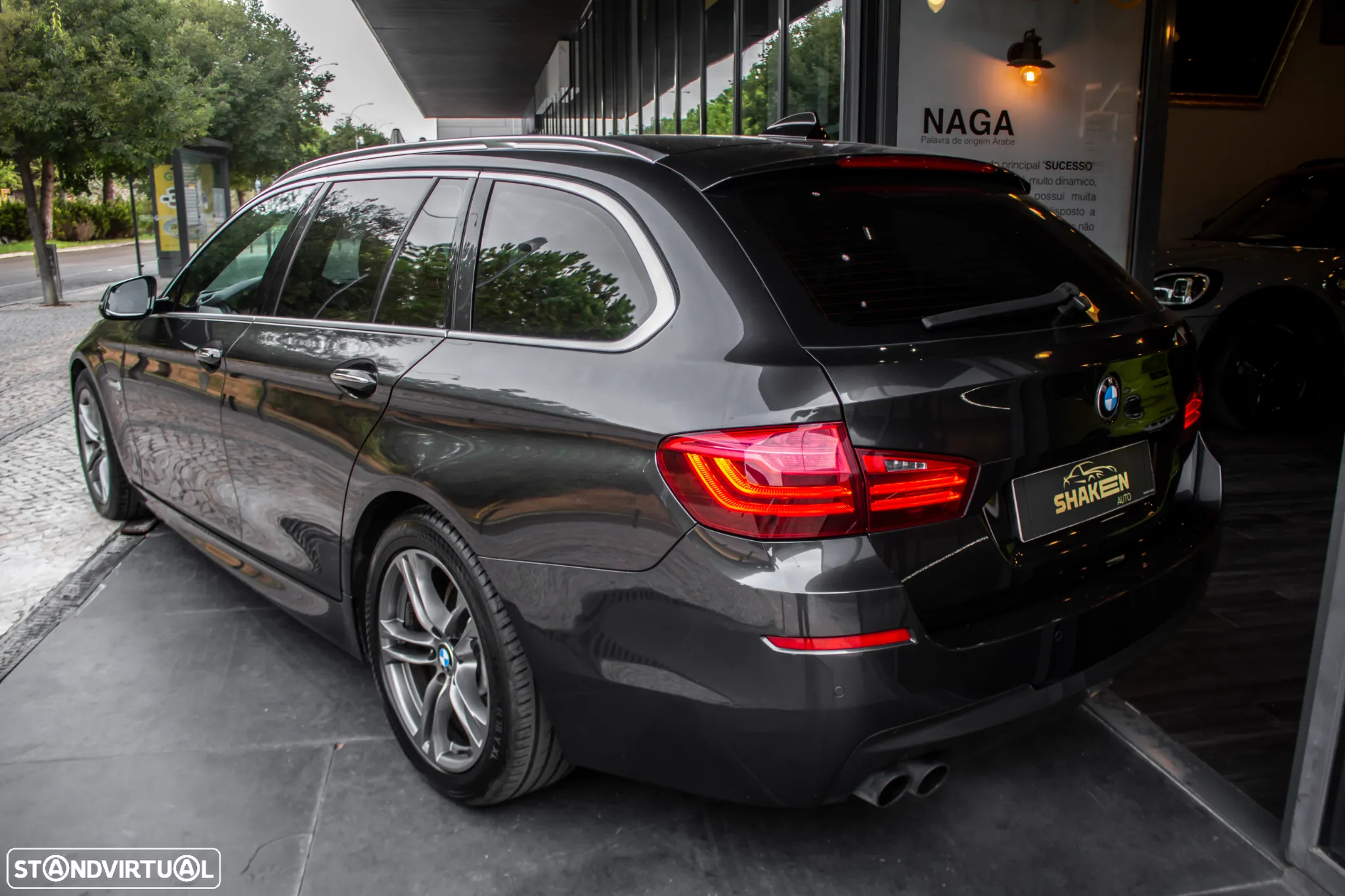BMW 520 i Pack M Auto - 3