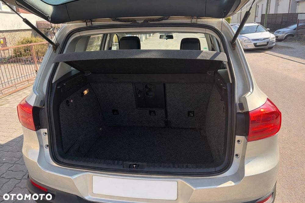 Volkswagen Tiguan - 10