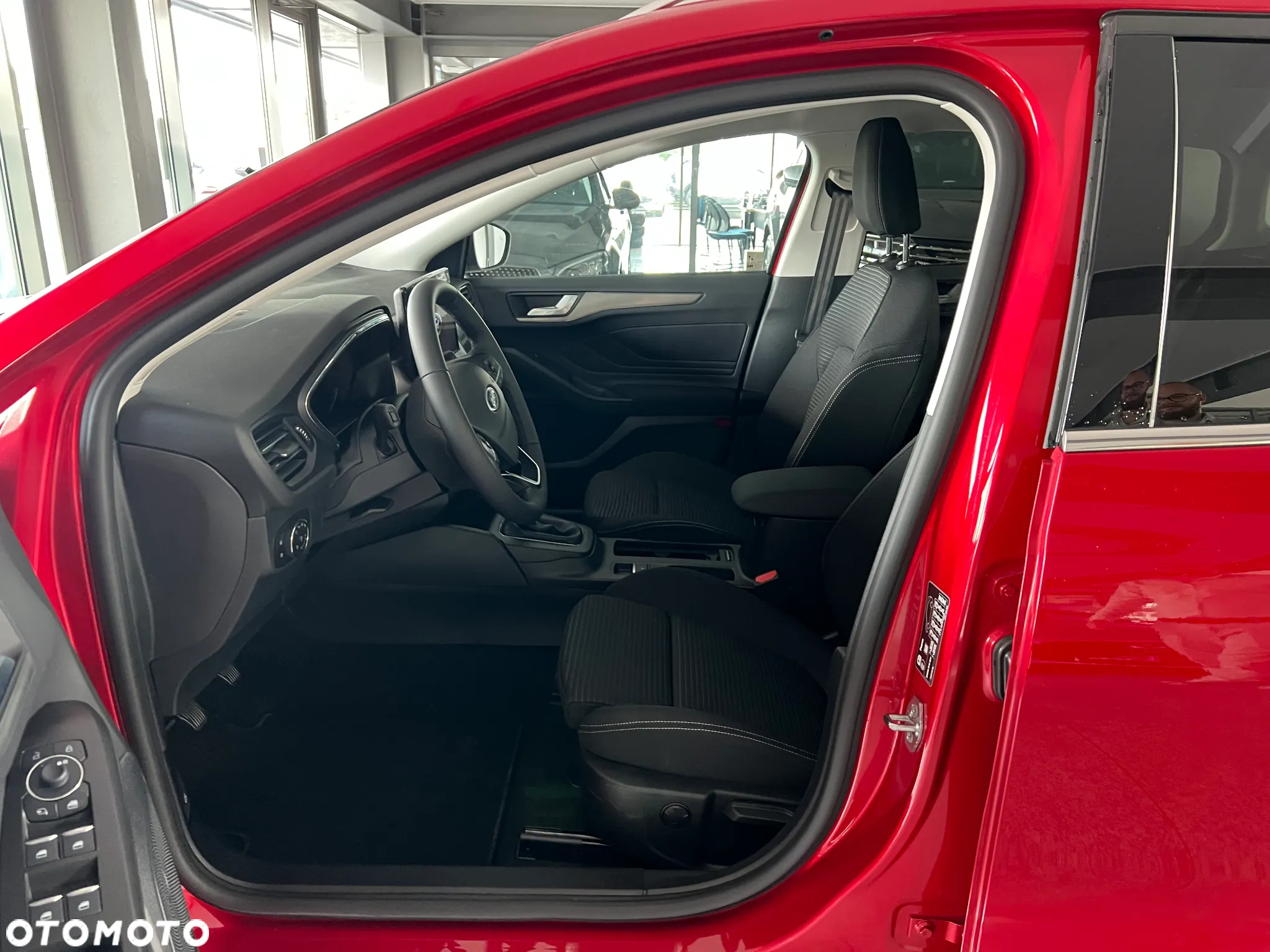 Ford Focus 1.0 EcoBoost Titanium Style - 22